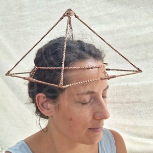 Pirámide de Cobre con aro tensor